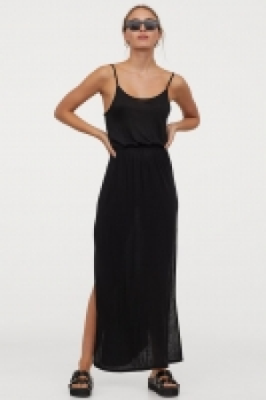 Maxi dress 12.99 €