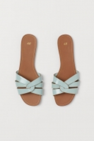 Slides 7.99 €