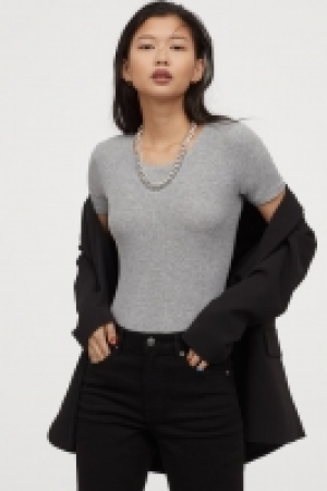 Ribbed jersey body 7.99 €