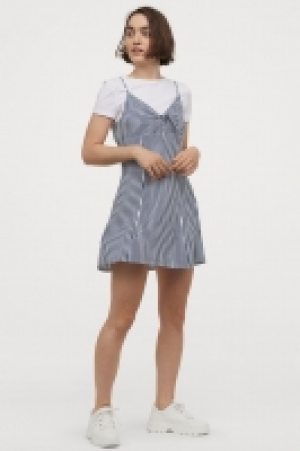 Tie-detail dress 8.99 €