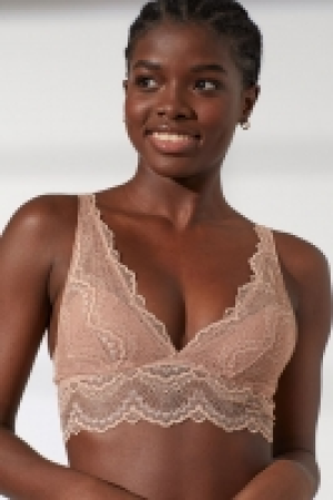 Padded lace bra 7.99 €