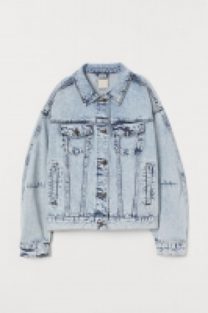 Denim jacket 34.99 €