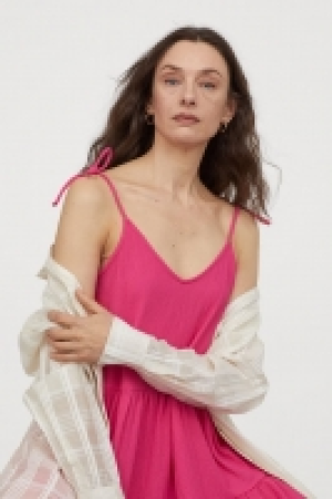 V-neck jersey dress 12.99 €