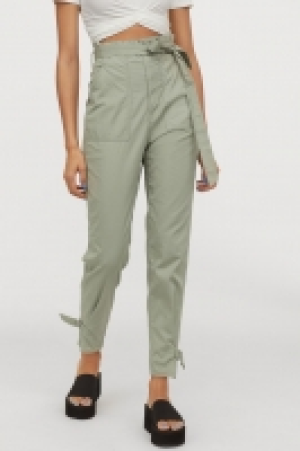 Tie-belt trousers 12.99 €