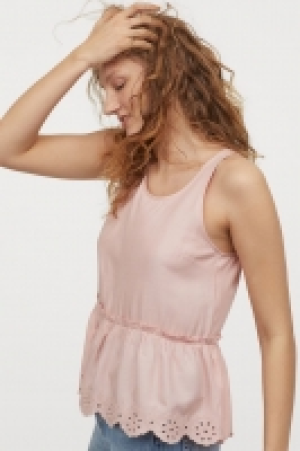 Flounce-hemmed top 8.99 €