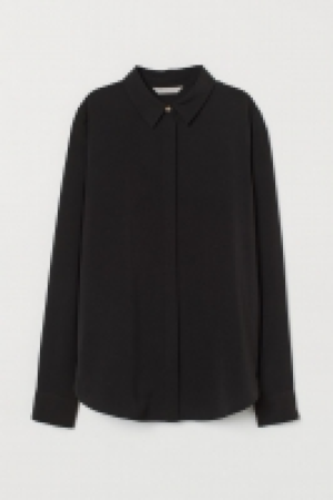 Long-sleeved blouse 12.99 €