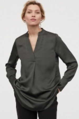 Satin blouse 12.99 €
