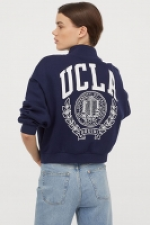 Stand-up collar sweatshirt 14.99 €