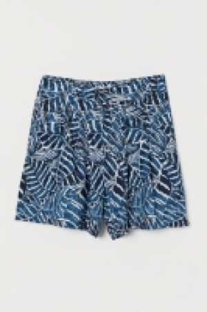 Patterned shorts 5.99 €