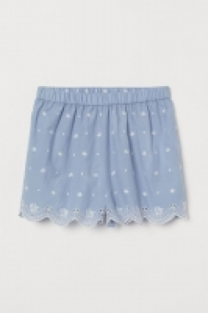 HM  Embroidered cotton shorts