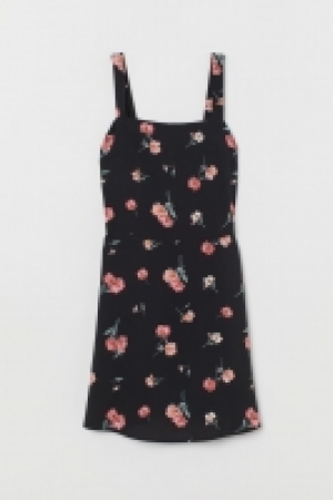 Patterned dress 9.99 €