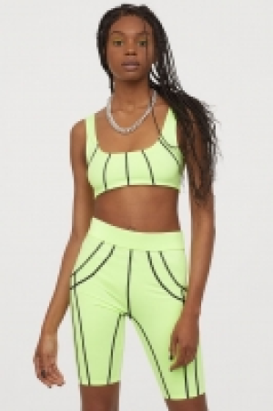 Cropped top 5.99 €