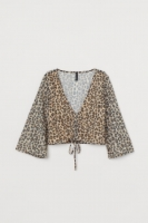 Sequin-embroidered blouse 12.99 €