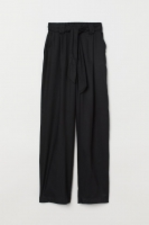 Wide trousers 12.99 €