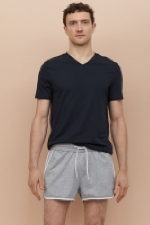 Sweatshirt shorts 4.99 €