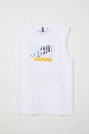 Sleeveless T-shirt 8.99 €