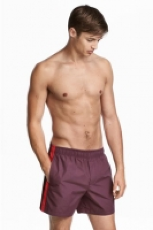 Short swim shorts 9.99 €