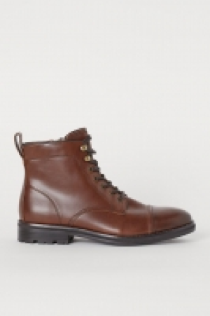 Boots 49.99 €