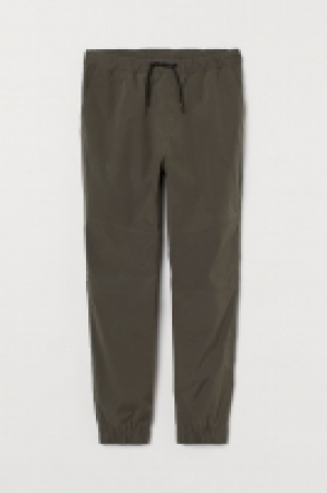 Joggers with a sheen 19.99 €