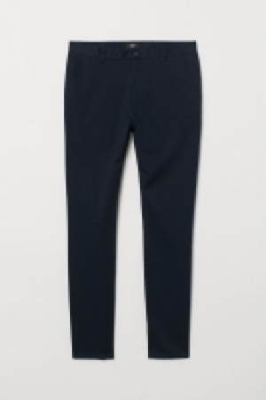 Cotton chinos Slim Fit 9.99 €