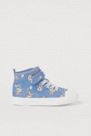 Hi-top trainers 6.99 €