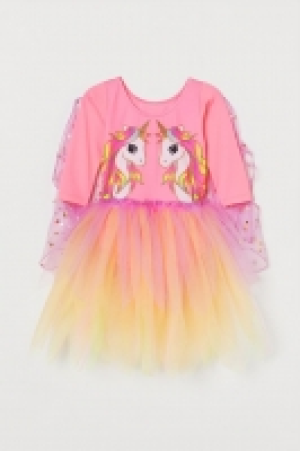 Dance dress with a tulle skirt 12.99 €