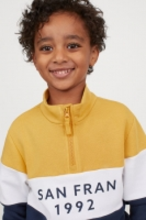 Stand-up collar sweatshirt 9.99 €