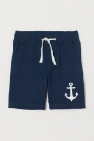 Twill shorts 3.99 €