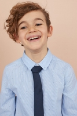 Shirt with a tie/bow tie 12.99 €