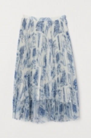 Pleated skirt 34.99 €