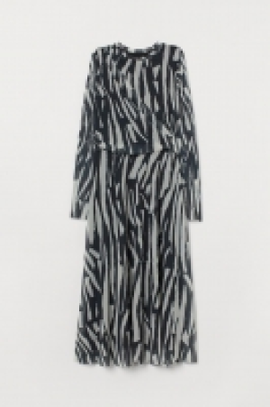 HM  Calf-length mesh dress