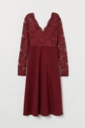 MAMA V-neck dress 24.99 €