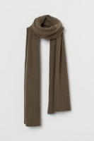 HM  Fine-knit cashmere scarf
