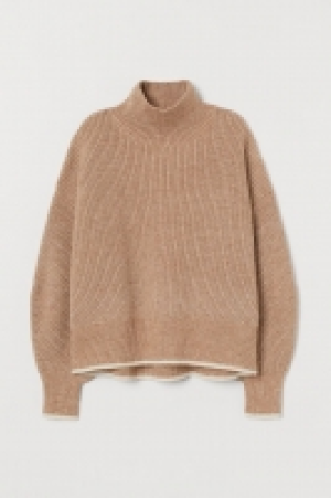 Balloon-sleeved jumper 24.99 €