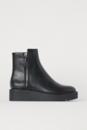 HM  Wedge-heel boots