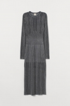 Glittery dress 39.99 €