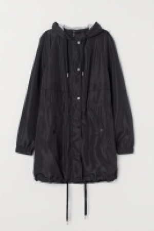 Hooded parka 18.00 €