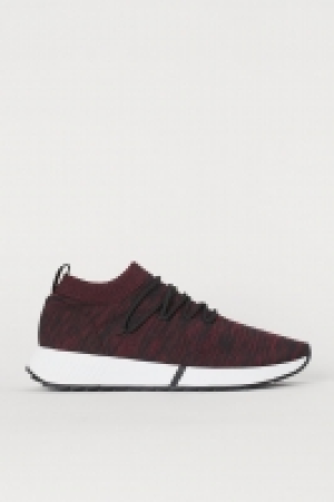 Fully-fashioned trainers 30.00 €