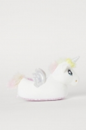 Unicorn slippers 10.00 €