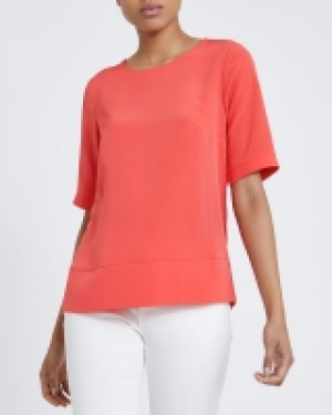 Woven Front Top 3.00 €