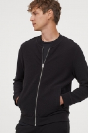 Zipped cardigan 18.00 €