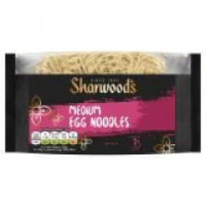 Medium Egg Noodles 1.29 €