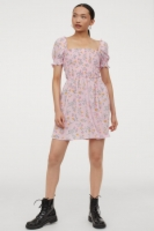 Smocked dress 9.99 €