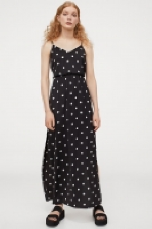 Crêpe maxi dress 6.99 €