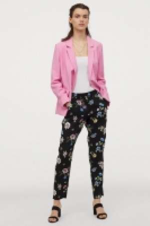 Pull-on trousers 4.99 €