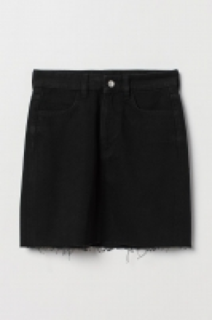 Denim skirt 4.99 €