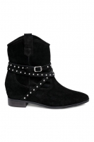 HM  Suede ankle boots
