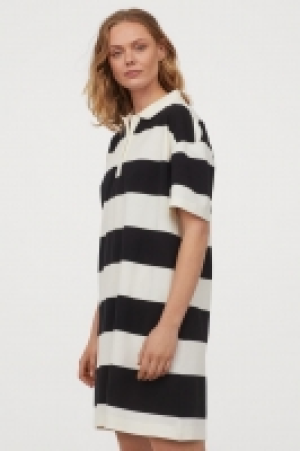 HM  Cotton piqué dress