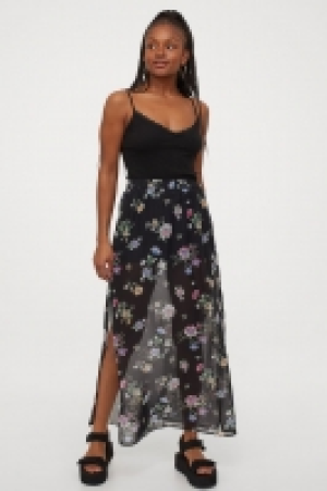 Long chiffon skirt 3.99 €