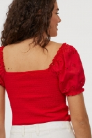 Smocked top 8.99 €